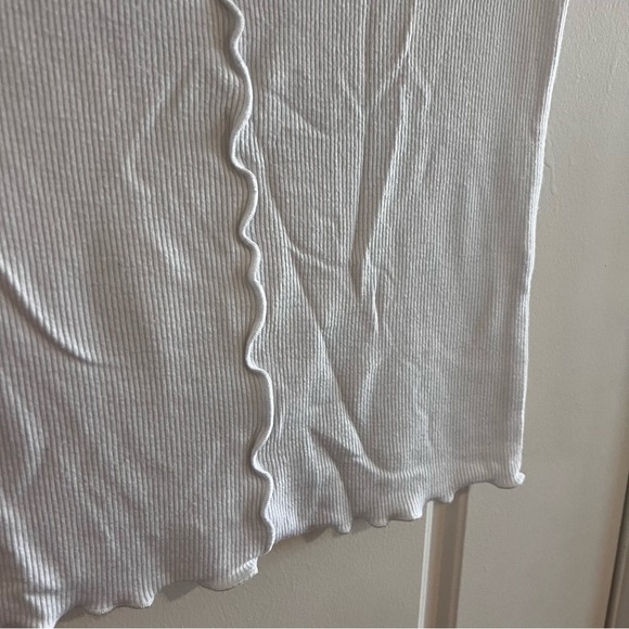 White Ribbed Abercrombie Top - Picture 5 of 6